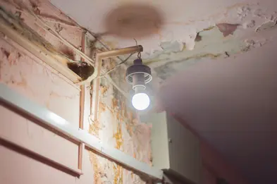 Feuchtigkeitsproblem Feuchtigkeitsproblem